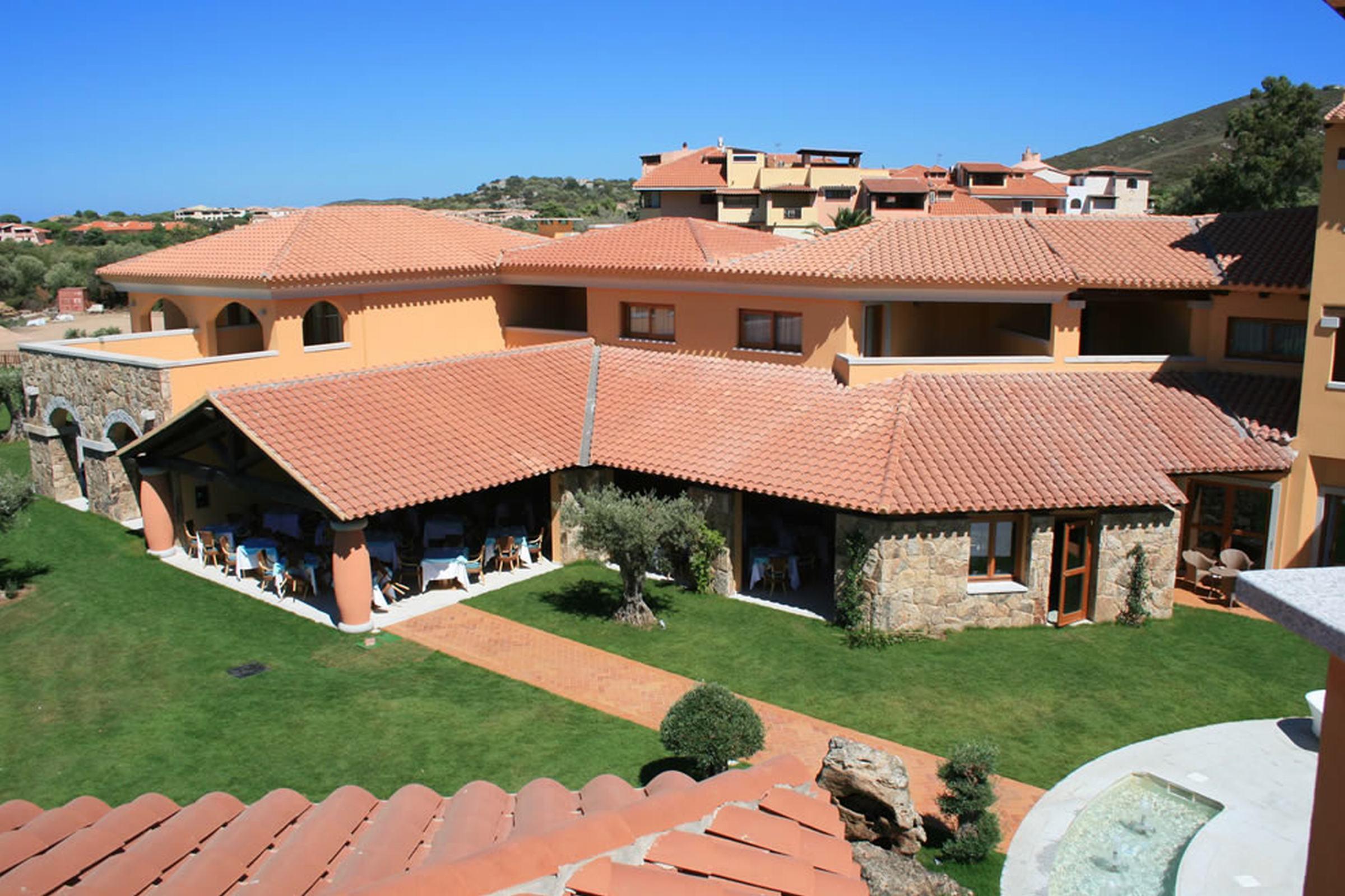 Hotel Marana Golfo Aranci Exterior photo